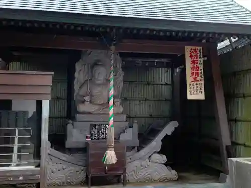 満願寺の像