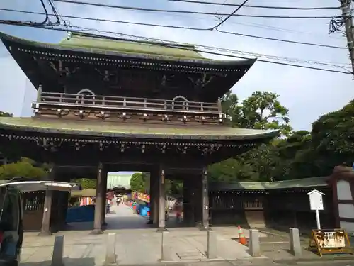 川崎大師（平間寺）の山門・神門