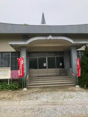 正法寺の{uncategorized: "未分類", other: "その他", undefined: "問題あり", building: "その他建物", grave: "お墓", sacred_gate: "鳥居", guardian: "狛犬", statue: "像", buddha: "仏像", history: "歴史", nature: "自然", garden: "庭園", animal: "動物", pagoda: "塔", temizu: "手水舎", mountain_gate: "山門・神門", sanctuary: "本殿・本堂", subordinate: "末社・摂社", art: "芸術", scenery: "景色", jizo: "地蔵", ema: "絵馬", goshuin: "御朱印", omikuji: "おみくじ", items: "授与品その他", amulet: "お守り", goshuincho: "御朱印帳", eats: "食事", festival: "お祭り", votive_dance: "神楽", shichigosan: "七五三参", wedding: "結婚式", experience: "体験その他", initially: "初詣", around: "周辺", anti_infection: "感染症対策"}