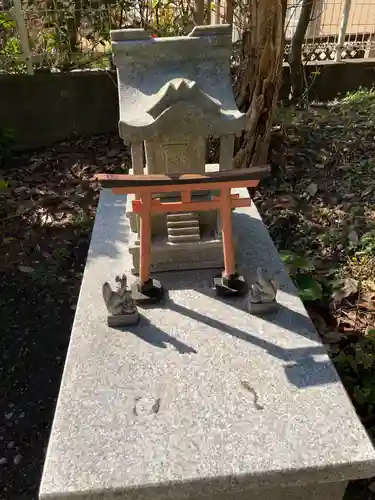 八雲神社の末社