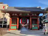 浅草寺の山門・神門