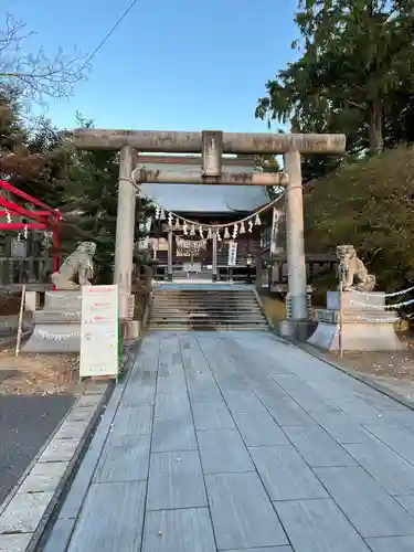 鳥屋神社の鳥居