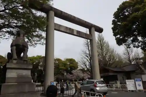 靖國神社の鳥居