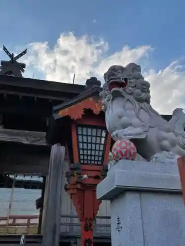 津軽赤倉山神社の狛犬