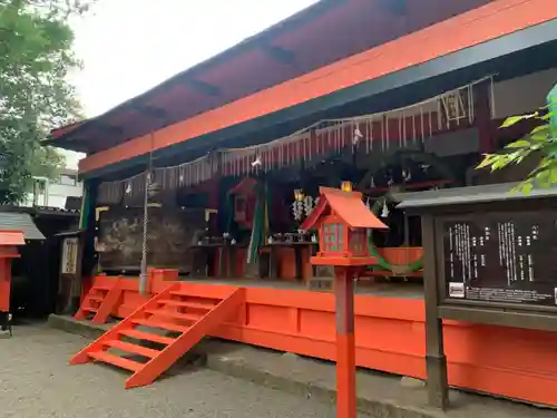 冠稲荷神社の本殿