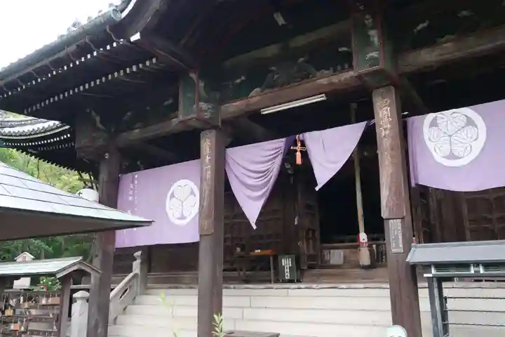 志度寺の本殿・本堂