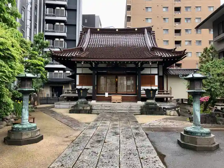 幸福寺の本殿・本堂