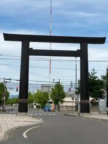 旭川神社の鳥居