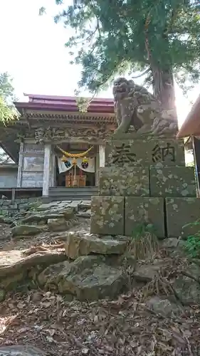 龍興山神社の狛犬