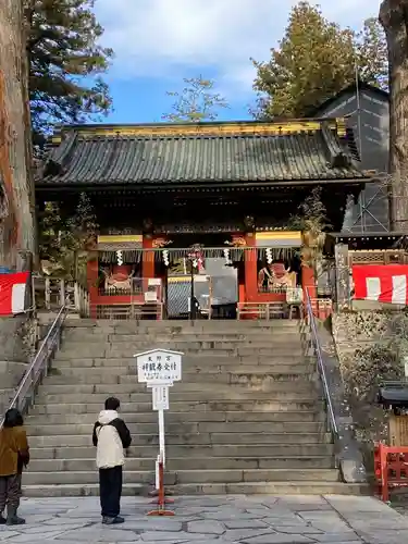 輪王寺の山門