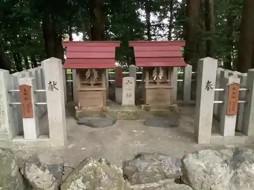 両社宮神社（宮町）の末社・摂社