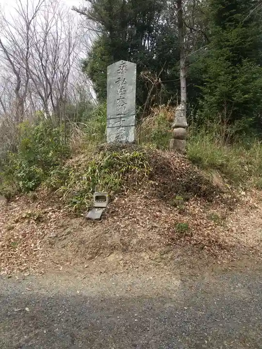 成身院 百体観音堂(さざえ堂)(埼玉県)