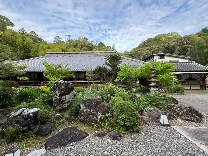 目の霊山 油山寺(静岡県)