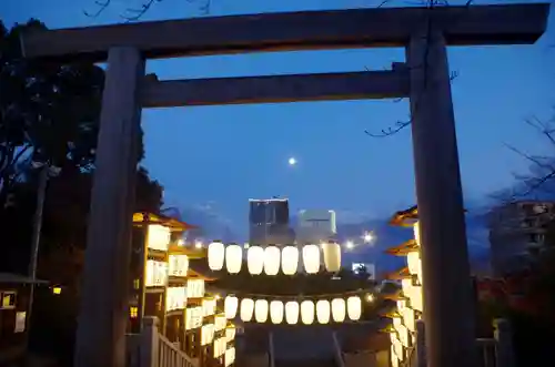 伊勢山皇大神宮の鳥居