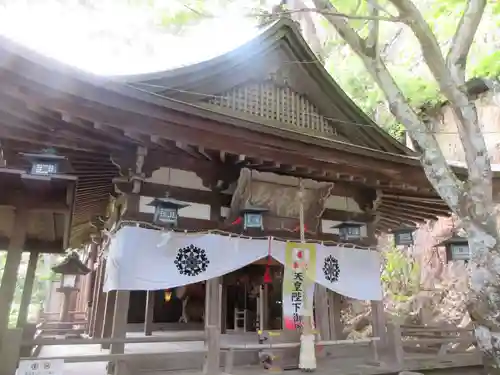 阿賀神社の本殿・本堂