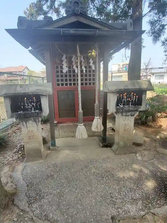 日限富士浅間神社の末社・摂社