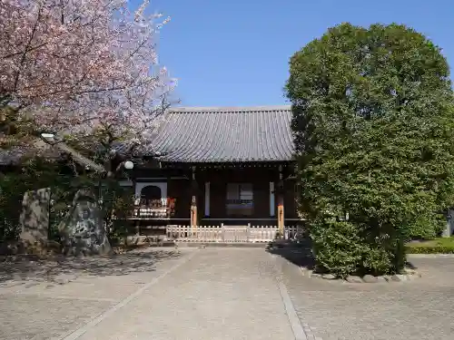 與楽寺の本殿・本堂