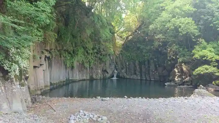 屏風岩祠(静岡県)