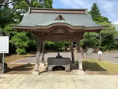 芝山仁王尊 観音教寺の手水舎