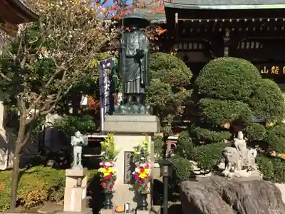 東覚寺の像