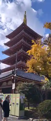 浅草寺の{uncategorized: "未分類", other: "その他", undefined: "問題あり", building: "その他建物", grave: "お墓", sacred_gate: "鳥居", guardian: "狛犬", statue: "像", buddha: "仏像", history: "歴史", nature: "自然", garden: "庭園", animal: "動物", pagoda: "塔", temizu: "手水舎", mountain_gate: "山門・神門", sanctuary: "本殿・本堂", subordinate: "末社・摂社", art: "芸術", scenery: "景色", jizo: "地蔵", ema: "絵馬", goshuin: "御朱印", omikuji: "おみくじ", items: "授与品その他", amulet: "お守り", goshuincho: "御朱印帳", eats: "食事", festival: "お祭り", votive_dance: "神楽", shichigosan: "七五三参", wedding: "結婚式", experience: "体験その他", initially: "初詣", around: "周辺", anti_infection: "感染症対策"}