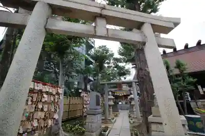 高円寺氷川神社の鳥居