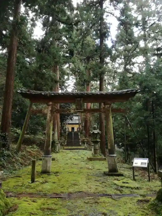 加多志波神社の鳥居