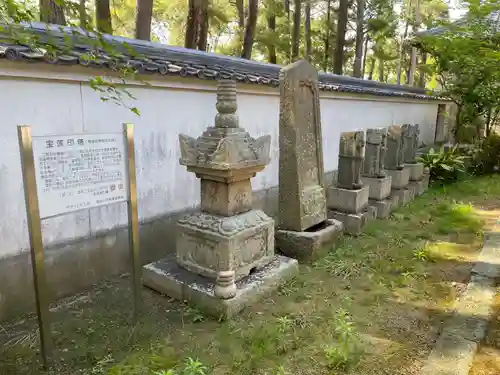 鶴林寺の像