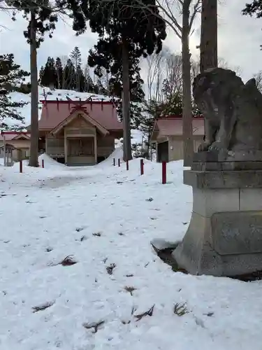 山越諏訪神社の本殿