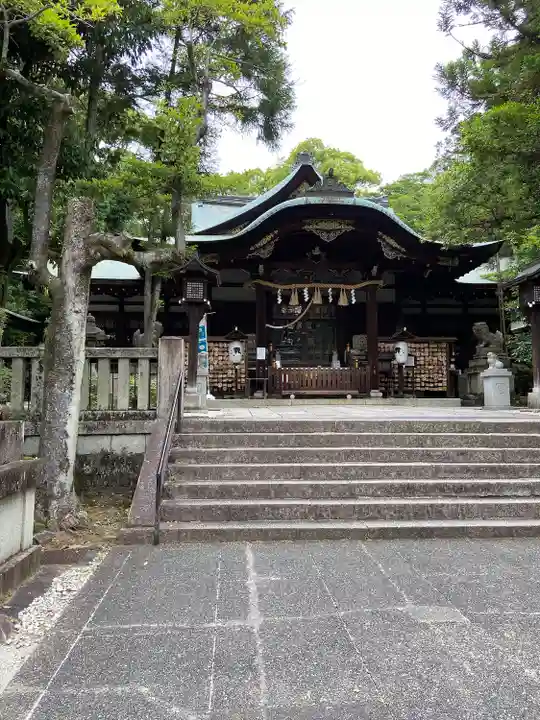 岡崎神社の本殿・本堂