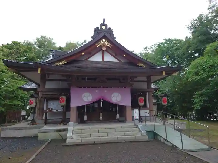 鷹栖神社の本殿・本堂