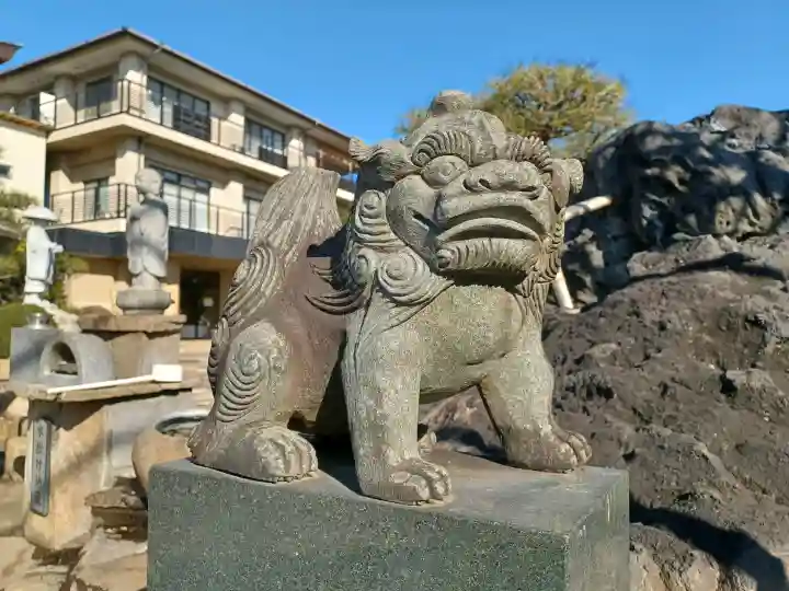 無量寺の{uncategorized: "未分類", other: "その他", undefined: "問題あり", building: "その他建物", grave: "お墓", sacred_gate: "鳥居", guardian: "狛犬", statue: "像", buddha: "仏像", history: "歴史", nature: "自然", garden: "庭園", animal: "動物", pagoda: "塔", temizu: "手水舎", mountain_gate: "山門・神門", sanctuary: "本殿・本堂", subordinate: "末社・摂社", art: "芸術", scenery: "景色", jizo: "地蔵", ema: "絵馬", goshuin: "御朱印", omikuji: "おみくじ", items: "授与品その他", amulet: "お守り", goshuincho: "御朱印帳", eats: "食事", festival: "お祭り", votive_dance: "神楽", shichigosan: "七五三参", wedding: "結婚式", experience: "体験その他", initially: "初詣", around: "周辺", anti_infection: "感染症対策"}