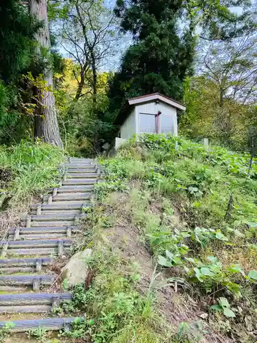 妙龍神社の建物その他