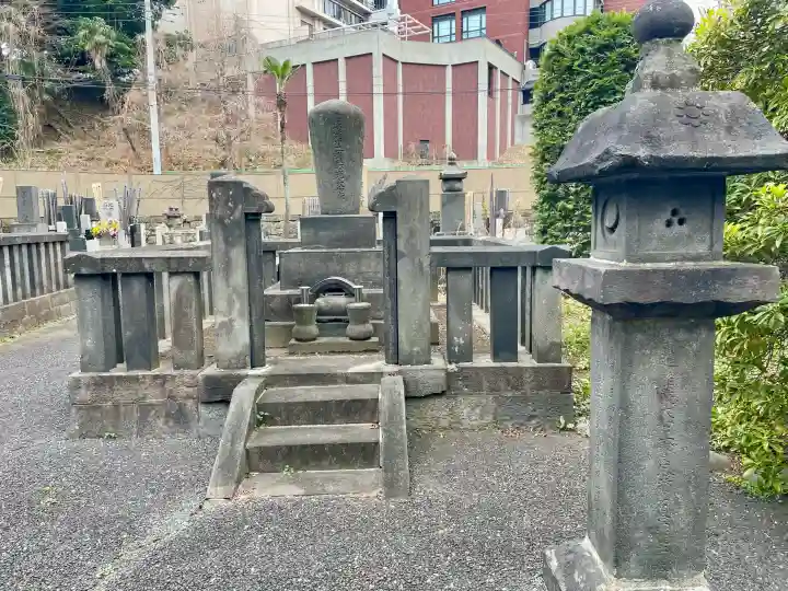 妙極院の{uncategorized: "未分類", other: "その他", undefined: "問題あり", building: "その他建物", grave: "お墓", sacred_gate: "鳥居", guardian: "狛犬", statue: "像", buddha: "仏像", history: "歴史", nature: "自然", garden: "庭園", animal: "動物", pagoda: "塔", temizu: "手水舎", mountain_gate: "山門・神門", sanctuary: "本殿・本堂", subordinate: "末社・摂社", art: "芸術", scenery: "景色", jizo: "地蔵", ema: "絵馬", goshuin: "御朱印", omikuji: "おみくじ", items: "授与品その他", amulet: "お守り", goshuincho: "御朱印帳", eats: "食事", festival: "お祭り", votive_dance: "神楽", shichigosan: "七五三参", wedding: "結婚式", experience: "体験その他", initially: "初詣", around: "周辺", anti_infection: "感染症対策"}