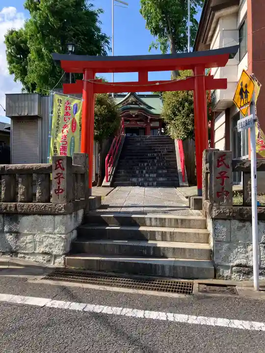稲荷神社の鳥居