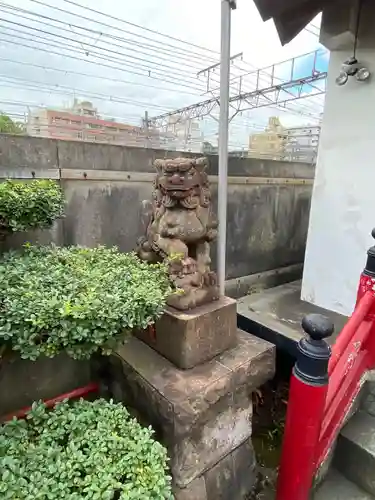 神明社の狛犬