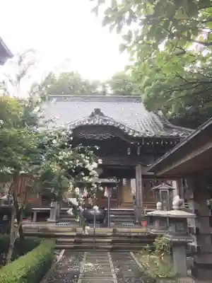 真福寺の本殿・本堂