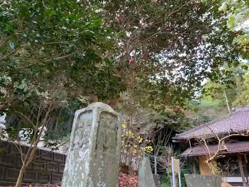 道場寺の地蔵