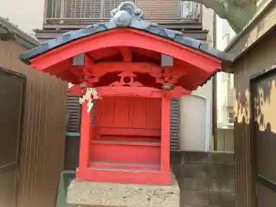 下町稲荷の{uncategorized: "未分類", other: "その他", undefined: "問題あり", building: "その他建物", grave: "お墓", sacred_gate: "鳥居", guardian: "狛犬", statue: "像", buddha: "仏像", history: "歴史", nature: "自然", garden: "庭園", animal: "動物", pagoda: "塔", temizu: "手水舎", mountain_gate: "山門・神門", sanctuary: "本殿・本堂", subordinate: "末社・摂社", art: "芸術", scenery: "景色", jizo: "地蔵", ema: "絵馬", goshuin: "御朱印", omikuji: "おみくじ", items: "授与品その他", amulet: "お守り", goshuincho: "御朱印帳", eats: "食事", festival: "お祭り", votive_dance: "神楽", shichigosan: "七五三参", wedding: "結婚式", experience: "体験その他", initially: "初詣", around: "周辺", anti_infection: "感染症対策"}