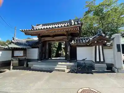 法蓮寺の山門・神門