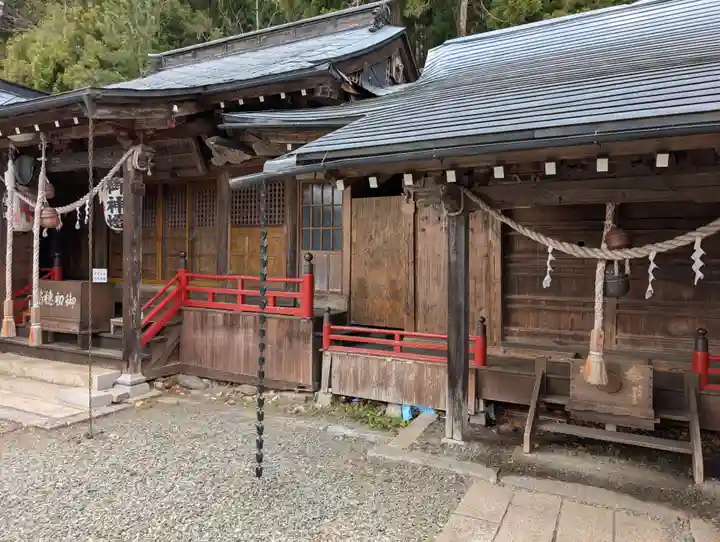 浅岸薬師神社(岩手県)