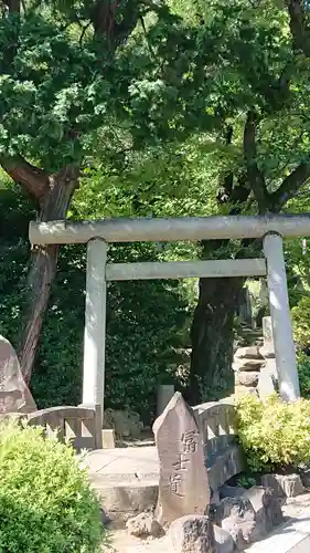 護国寺の鳥居