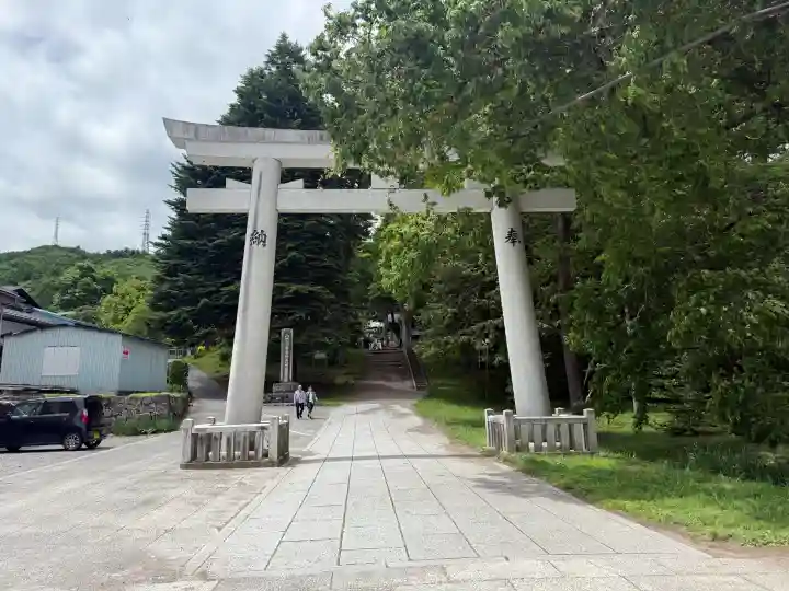 諏訪大社上社前宮(長野県)