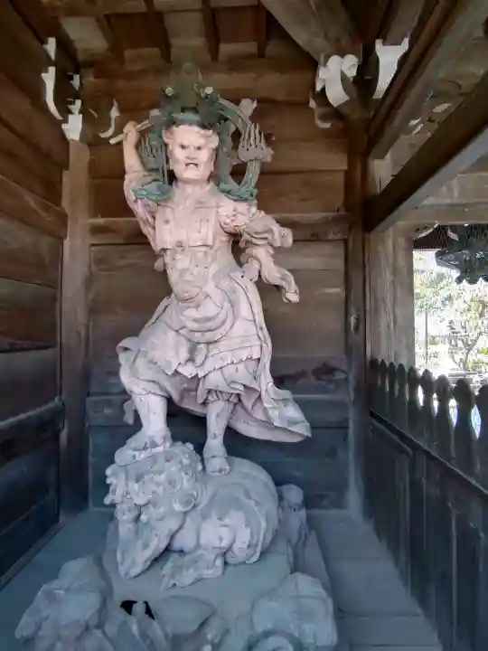 粉河寺の{uncategorized: "未分類", other: "その他", undefined: "問題あり", building: "その他建物", grave: "お墓", sacred_gate: "鳥居", guardian: "狛犬", statue: "像", buddha: "仏像", history: "歴史", nature: "自然", garden: "庭園", animal: "動物", pagoda: "塔", temizu: "手水舎", mountain_gate: "山門・神門", sanctuary: "本殿・本堂", subordinate: "末社・摂社", art: "芸術", scenery: "景色", jizo: "地蔵", ema: "絵馬", goshuin: "御朱印", omikuji: "おみくじ", items: "授与品その他", amulet: "お守り", goshuincho: "御朱印帳", eats: "食事", festival: "お祭り", votive_dance: "神楽", shichigosan: "七五三参", wedding: "結婚式", experience: "体験その他", initially: "初詣", around: "周辺", anti_infection: "感染症対策"}