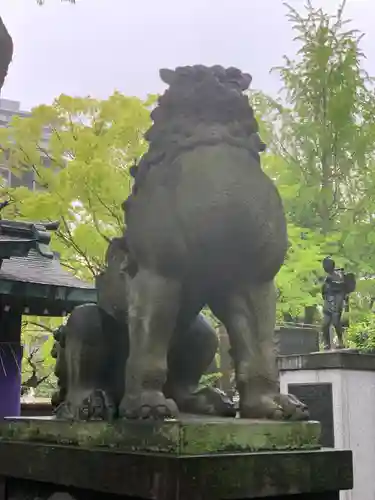 鐵砲洲稲荷神社の狛犬