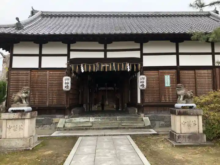 巨椋神社の山門・神門