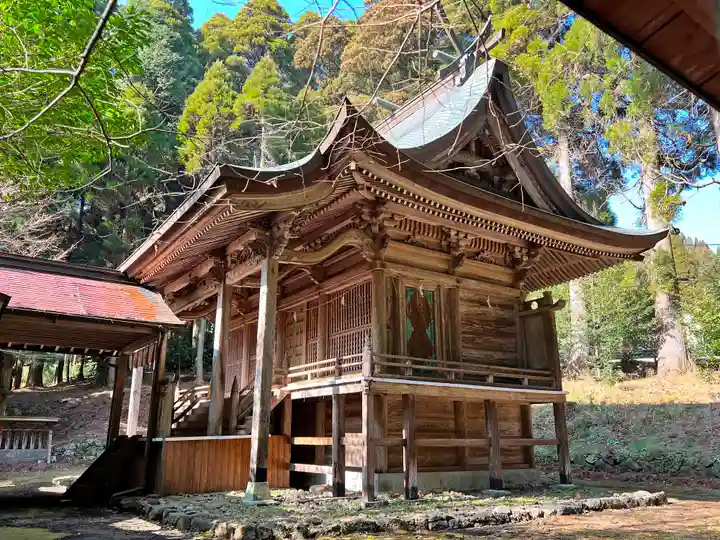 国造神社の本殿・本堂