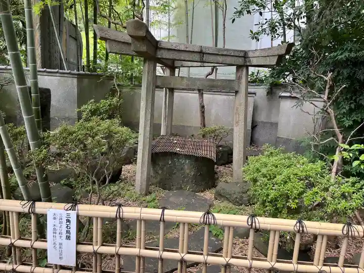 三囲神社(東京都)