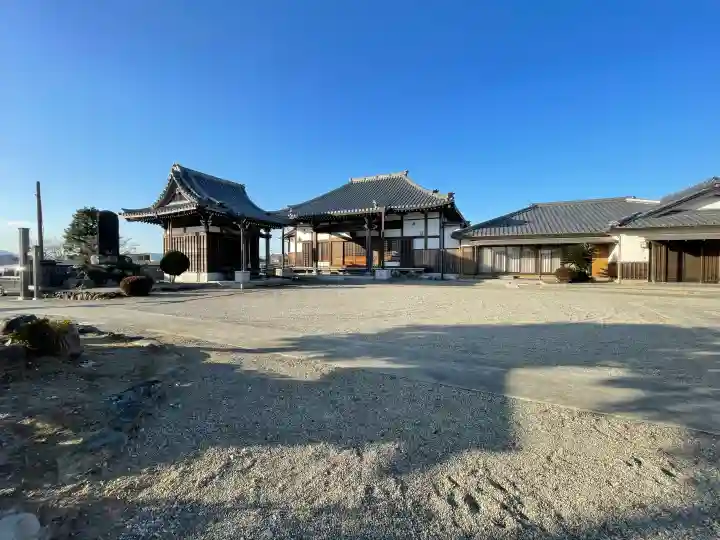 永木寺の{uncategorized: "未分類", other: "その他", undefined: "問題あり", building: "その他建物", grave: "お墓", sacred_gate: "鳥居", guardian: "狛犬", statue: "像", buddha: "仏像", history: "歴史", nature: "自然", garden: "庭園", animal: "動物", pagoda: "塔", temizu: "手水舎", mountain_gate: "山門・神門", sanctuary: "本殿・本堂", subordinate: "末社・摂社", art: "芸術", scenery: "景色", jizo: "地蔵", ema: "絵馬", goshuin: "御朱印", omikuji: "おみくじ", items: "授与品その他", amulet: "お守り", goshuincho: "御朱印帳", eats: "食事", festival: "お祭り", votive_dance: "神楽", shichigosan: "七五三参", wedding: "結婚式", experience: "体験その他", initially: "初詣", around: "周辺", anti_infection: "感染症対策"}