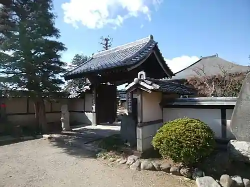 法雲寺の山門